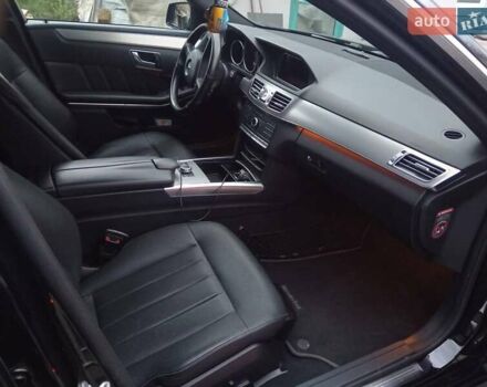Чорний Мерседес Е-Клас, об'ємом двигуна 2.14 л та пробігом 225 тис. км за 22000 $, фото 8 на Automoto.ua