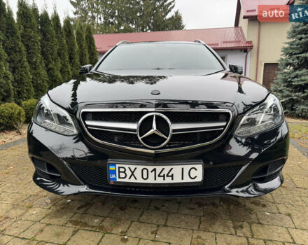 Черный Мерседес Е-Класс, объемом двигателя 2.14 л и пробегом 429 тыс. км за 14500 $, фото 3 на Automoto.ua