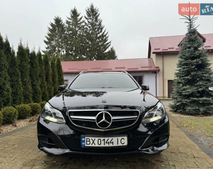 Черный Мерседес Е-Класс, объемом двигателя 2.14 л и пробегом 429 тыс. км за 14500 $, фото 1 на Automoto.ua