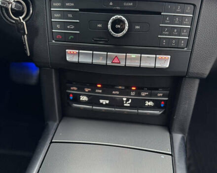 Черный Мерседес Е-Класс, объемом двигателя 2.2 л и пробегом 420 тыс. км за 15800 $, фото 16 на Automoto.ua