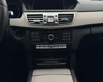 Чорний Мерседес Е-Клас, об'ємом двигуна 2.14 л та пробігом 428 тис. км за 11800 $, фото 61 на Automoto.ua