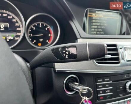 Чорний Мерседес Е-Клас, об'ємом двигуна 2.14 л та пробігом 219 тис. км за 15990 $, фото 19 на Automoto.ua