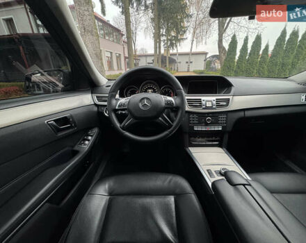 Черный Мерседес Е-Класс, объемом двигателя 2.14 л и пробегом 429 тыс. км за 14500 $, фото 50 на Automoto.ua