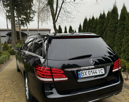 Черный Мерседес Е-Класс, объемом двигателя 2.14 л и пробегом 429 тыс. км за 14500 $, фото 12 на Automoto.ua