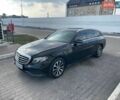 Черный Мерседес Е-Класс, объемом двигателя 1.95 л и пробегом 319 тыс. км за 15900 $, фото 1 на Automoto.ua