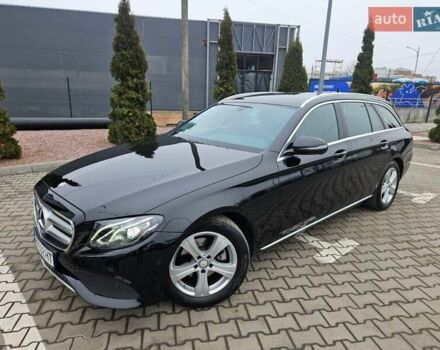 Чорний Мерседес Е-Клас, об'ємом двигуна 1.95 л та пробігом 343 тис. км за 23500 $, фото 11 на Automoto.ua