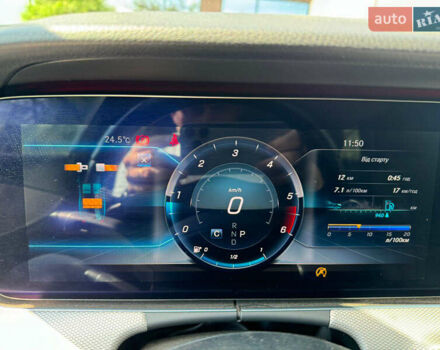 Черный Мерседес Е-Класс, объемом двигателя 1.95 л и пробегом 202 тыс. км за 25500 $, фото 17 на Automoto.ua