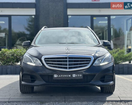 Черный Мерседес Е-Класс, объемом двигателя 2.14 л и пробегом 431 тыс. км за 12100 $, фото 1 на Automoto.ua