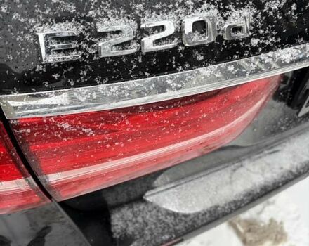 Черный Мерседес Е-Класс, объемом двигателя 1.95 л и пробегом 123 тыс. км за 35400 $, фото 45 на Automoto.ua