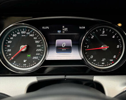 Черный Мерседес Е-Класс, объемом двигателя 1.95 л и пробегом 327 тыс. км за 20450 $, фото 15 на Automoto.ua