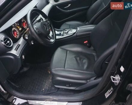 Чорний Мерседес Е-Клас, об'ємом двигуна 1.95 л та пробігом 364 тис. км за 19700 $, фото 5 на Automoto.ua