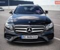 Черный Мерседес Е-Класс, объемом двигателя 1.9 л и пробегом 240 тыс. км за 27000 $, фото 1 на Automoto.ua
