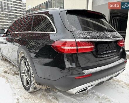 Черный Мерседес Е-Класс, объемом двигателя 1.95 л и пробегом 123 тыс. км за 35400 $, фото 46 на Automoto.ua