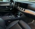 Черный Мерседес Е-Класс, объемом двигателя 2 л и пробегом 465 тыс. км за 21500 $, фото 8 на Automoto.ua