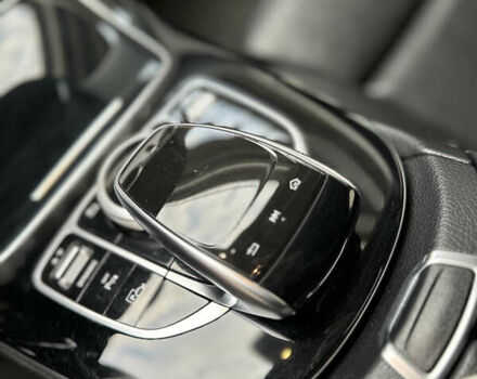 Черный Мерседес Е-Класс, объемом двигателя 1.95 л и пробегом 327 тыс. км за 20450 $, фото 14 на Automoto.ua