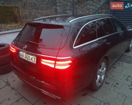 Чорний Мерседес Е-Клас, об'ємом двигуна 1.95 л та пробігом 364 тис. км за 19700 $, фото 16 на Automoto.ua