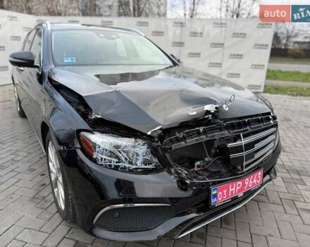 Черный Мерседес Е-Класс, объемом двигателя 2.99 л и пробегом 93 тыс. км за 18600 $, фото 2 на Automoto.ua