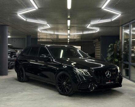 Черный Мерседес Е-Класс, объемом двигателя 2.1 л и пробегом 177 тыс. км за 19900 $, фото 2 на Automoto.ua