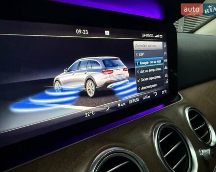 Чорний Мерседес Е-Клас, об'ємом двигуна 2.2 л та пробігом 120 тис. км за 35200 $, фото 39 на Automoto.ua