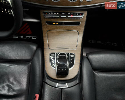 Черный Мерседес Е-Класс, объемом двигателя 1.95 л и пробегом 400 тыс. км за 19900 $, фото 27 на Automoto.ua