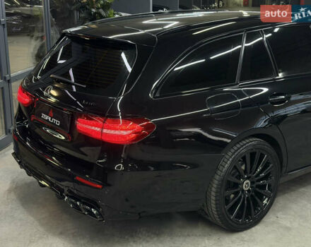 Черный Мерседес Е-Класс, объемом двигателя 1.95 л и пробегом 400 тыс. км за 19900 $, фото 15 на Automoto.ua