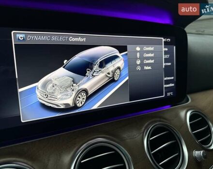 Чорний Мерседес Е-Клас, об'ємом двигуна 2.2 л та пробігом 120 тис. км за 35200 $, фото 51 на Automoto.ua