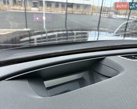 Чорний Мерседес Е-Клас, об'ємом двигуна 2.2 л та пробігом 120 тис. км за 35200 $, фото 44 на Automoto.ua