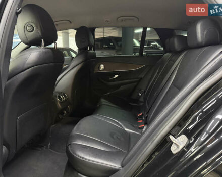 Черный Мерседес Е-Класс, объемом двигателя 1.95 л и пробегом 400 тыс. км за 19900 $, фото 23 на Automoto.ua