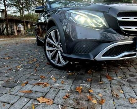 Черный Мерседес Е-Класс, объемом двигателя 1.95 л и пробегом 268 тыс. км за 29950 $, фото 18 на Automoto.ua