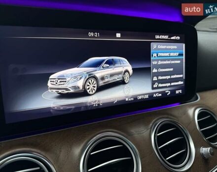 Чорний Мерседес Е-Клас, об'ємом двигуна 2.2 л та пробігом 120 тис. км за 35200 $, фото 54 на Automoto.ua