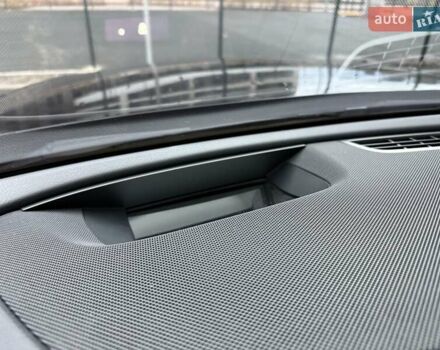 Чорний Мерседес Е-Клас, об'ємом двигуна 2.2 л та пробігом 120 тис. км за 35200 $, фото 45 на Automoto.ua