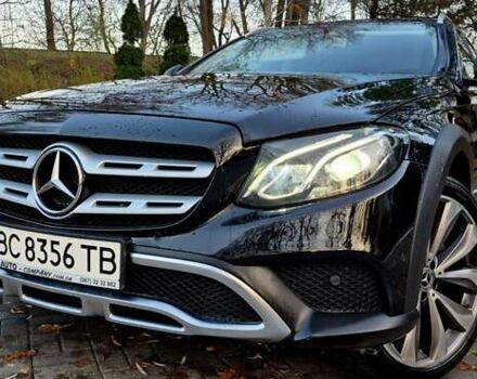 Черный Мерседес Е-Класс, объемом двигателя 1.95 л и пробегом 268 тыс. км за 29950 $, фото 11 на Automoto.ua