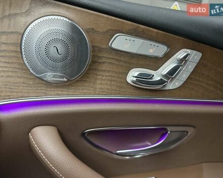 Чорний Мерседес Е-Клас, об'ємом двигуна 2.2 л та пробігом 120 тис. км за 35200 $, фото 41 на Automoto.ua