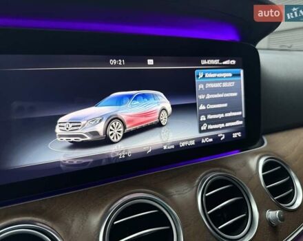 Чорний Мерседес Е-Клас, об'ємом двигуна 2.2 л та пробігом 120 тис. км за 35200 $, фото 55 на Automoto.ua