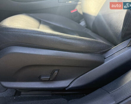Чорний Мерседес Е-Клас, об'ємом двигуна 1.95 л та пробігом 305 тис. км за 20300 $, фото 5 на Automoto.ua