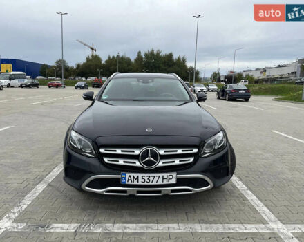 Черный Мерседес Е-Класс, объемом двигателя 2.9 л и пробегом 195 тыс. км за 37000 $, фото 8 на Automoto.ua