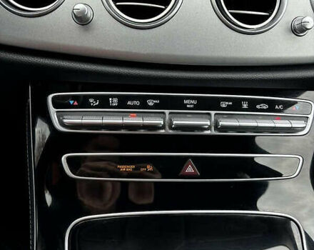 Чорний Мерседес Е-Клас, об'ємом двигуна 1.95 л та пробігом 343 тис. км за 27500 $, фото 23 на Automoto.ua