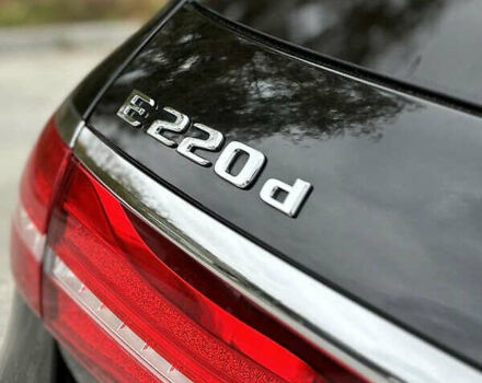 Чорний Мерседес Е-Клас, об'ємом двигуна 1.95 л та пробігом 343 тис. км за 27500 $, фото 5 на Automoto.ua