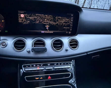 Чорний Мерседес Е-Клас, об'ємом двигуна 1.95 л та пробігом 343 тис. км за 27500 $, фото 31 на Automoto.ua