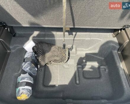 Черный Мерседес Е-Класс, объемом двигателя 1.95 л и пробегом 79 тыс. км за 26999 $, фото 10 на Automoto.ua