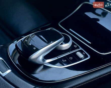 Черный Мерседес Е-Класс, объемом двигателя 1.95 л и пробегом 300 тыс. км за 22199 $, фото 33 на Automoto.ua