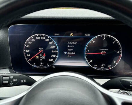 Чорний Мерседес Е-Клас, об'ємом двигуна 1.95 л та пробігом 343 тис. км за 27500 $, фото 1 на Automoto.ua