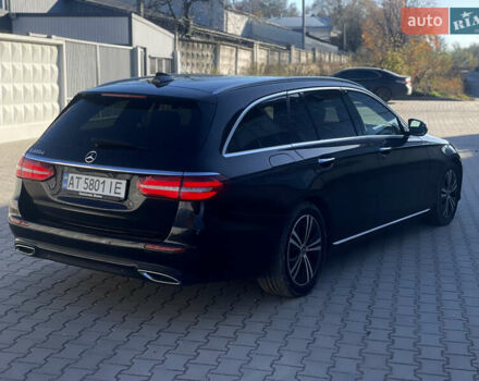 Черный Мерседес Е-Класс, объемом двигателя 1.95 л и пробегом 300 тыс. км за 22199 $, фото 16 на Automoto.ua