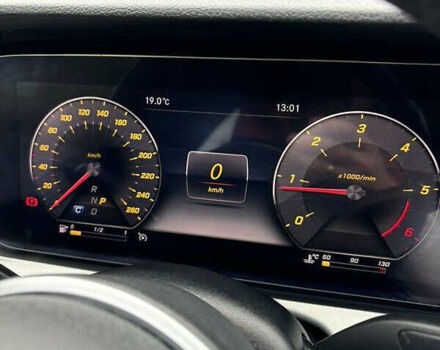 Чорний Мерседес Е-Клас, об'ємом двигуна 1.95 л та пробігом 343 тис. км за 27500 $, фото 7 на Automoto.ua