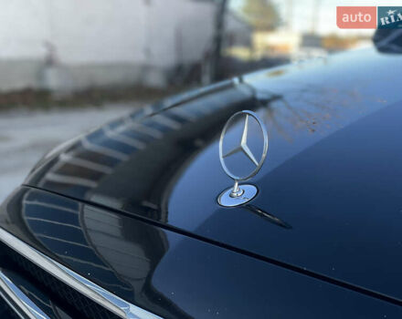 Черный Мерседес Е-Класс, объемом двигателя 1.95 л и пробегом 300 тыс. км за 22199 $, фото 13 на Automoto.ua