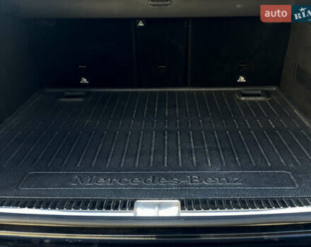 Черный Мерседес Е-Класс, объемом двигателя 1.95 л и пробегом 300 тыс. км за 22199 $, фото 45 на Automoto.ua