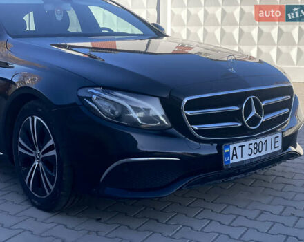Черный Мерседес Е-Класс, объемом двигателя 1.95 л и пробегом 300 тыс. км за 22199 $, фото 5 на Automoto.ua