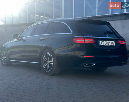 Черный Мерседес Е-Класс, объемом двигателя 1.95 л и пробегом 300 тыс. км за 22199 $, фото 23 на Automoto.ua