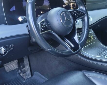 Черный Мерседес Е-Класс, объемом двигателя 2 л и пробегом 320 тыс. км за 43000 $, фото 11 на Automoto.ua