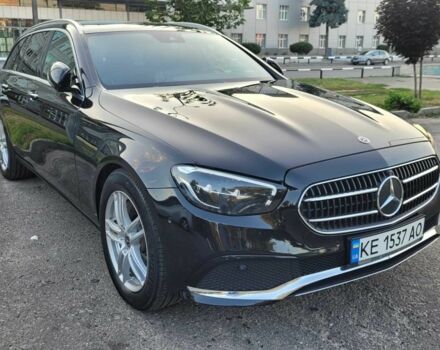 Черный Мерседес Е-Класс, объемом двигателя 2 л и пробегом 320 тыс. км за 43000 $, фото 19 на Automoto.ua